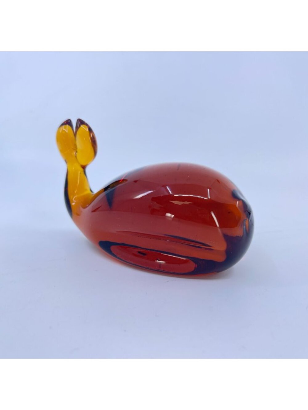 vintage pilgrim glass whale amber hand sculpted nautical coastal decor - Picture 5 of 10